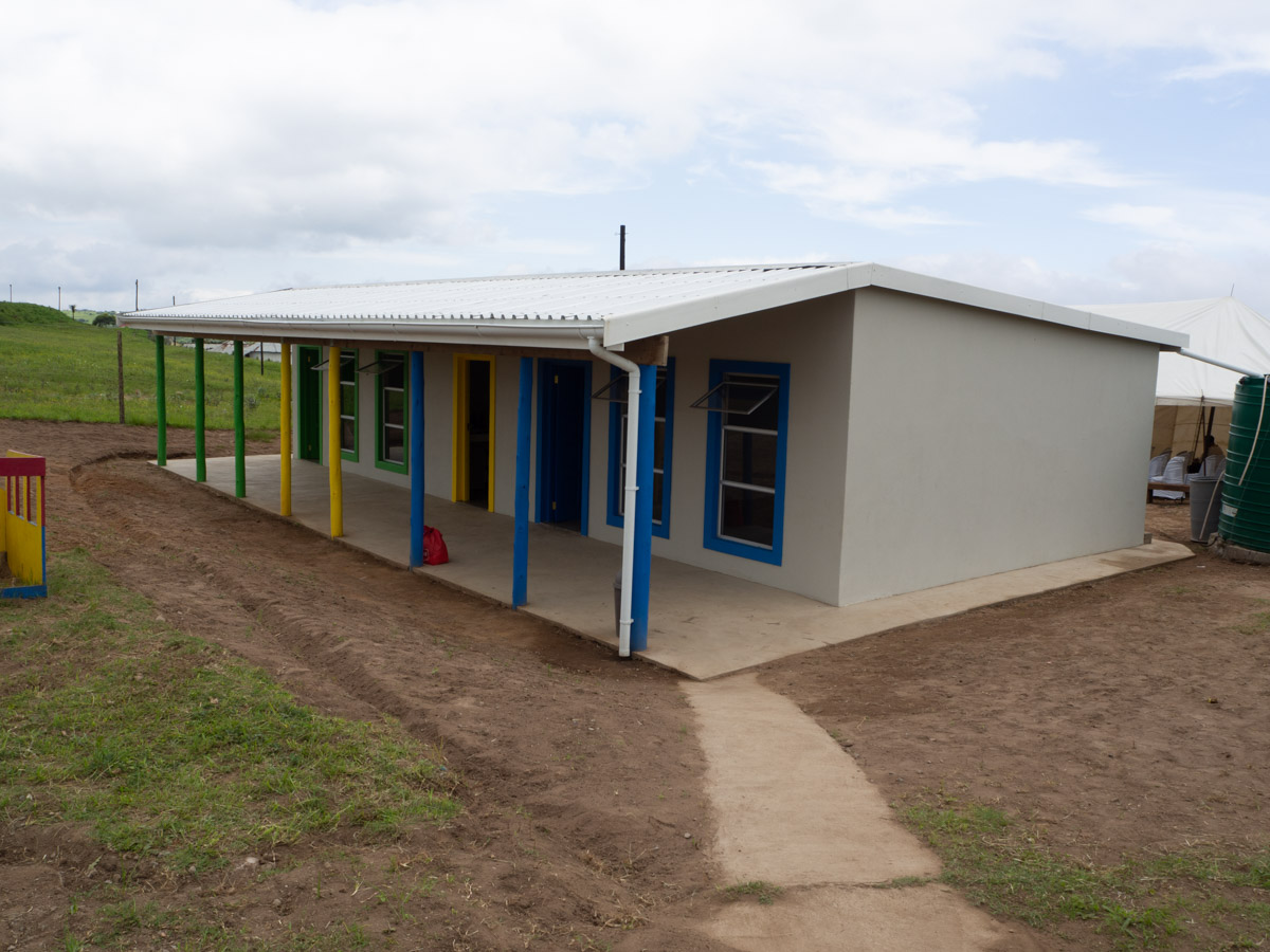 Building a crèche in Dayimani, South Africa Ava Charity